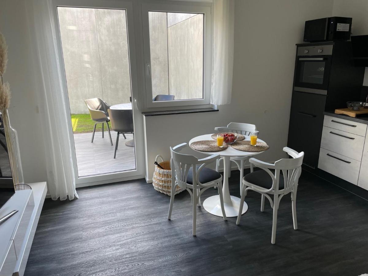 Apartments Saaldorf-Ferienhaus mit 6 separaten Apartments 45qm-120qm Bad Lobenstein Exterior foto