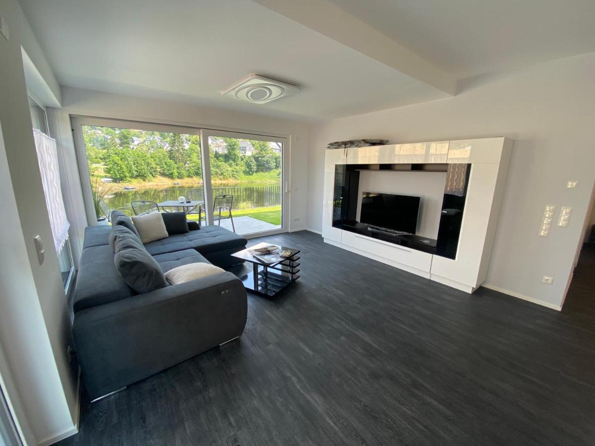 Apartments Saaldorf-Ferienhaus mit 6 separaten Apartments 45qm-120qm Bad Lobenstein Exterior foto