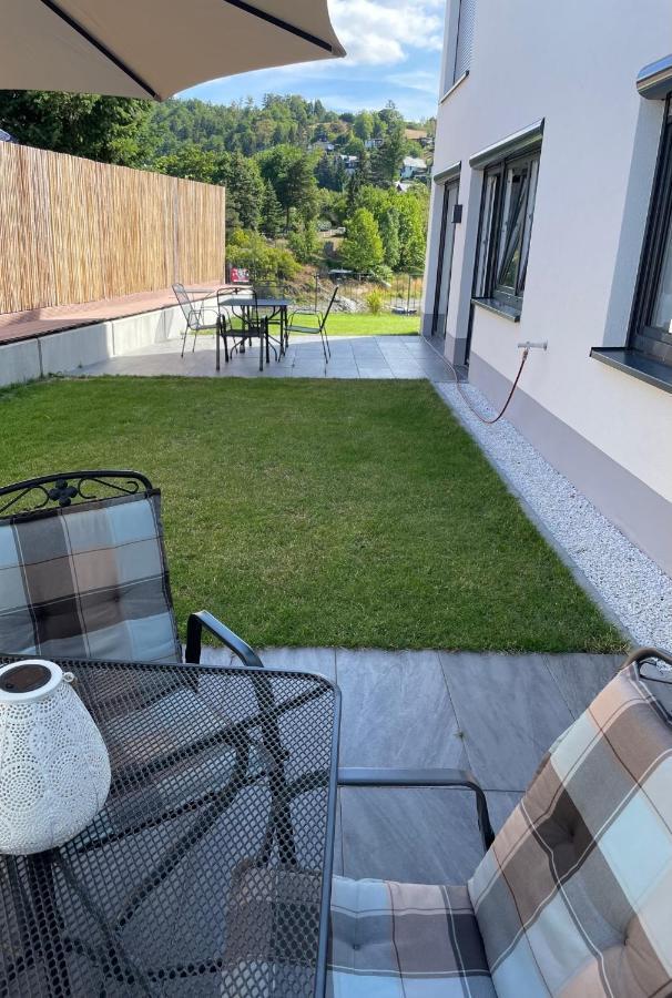 Apartments Saaldorf-Ferienhaus mit 6 separaten Apartments 45qm-120qm Bad Lobenstein Exterior foto